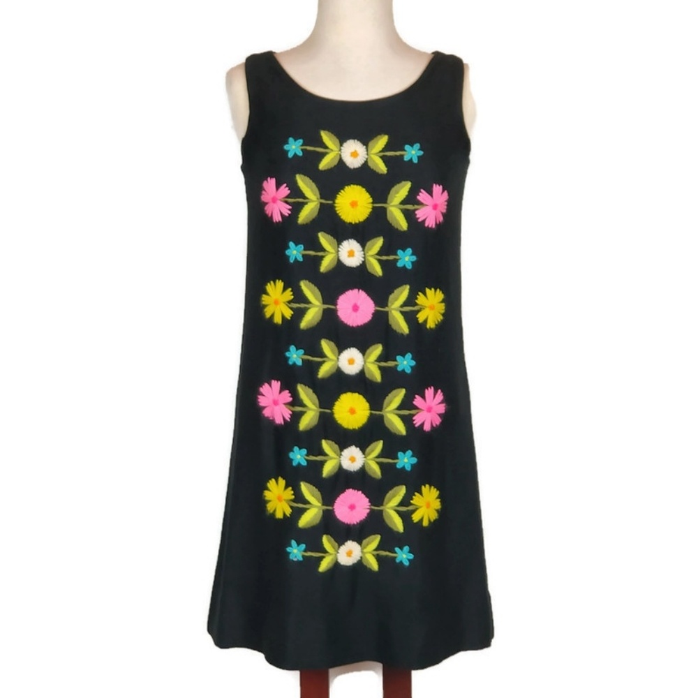 Vintage Crewel Embroidered Sheath Dress EUC